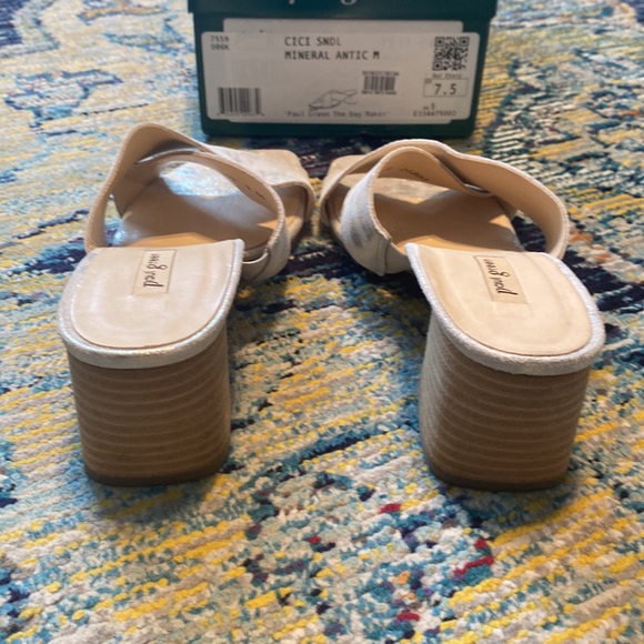COPY - NWT Paul Green Cici Sandals in Gold/Mineral Antic with Block Heels - Picture 4 of 6